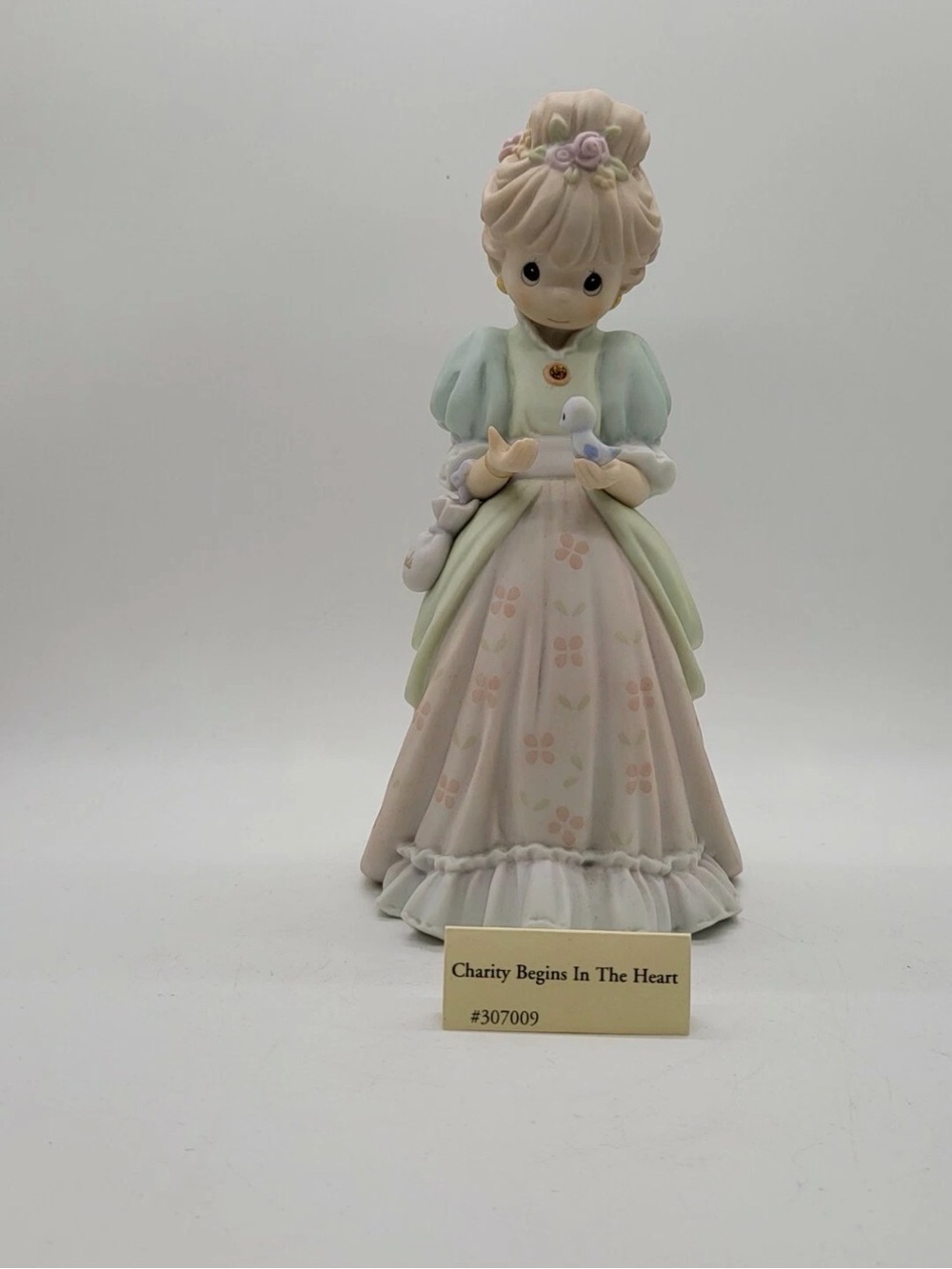Vintage 1997 Precious Moments "Charity Begins In The Heart 307009 Victorian Girl